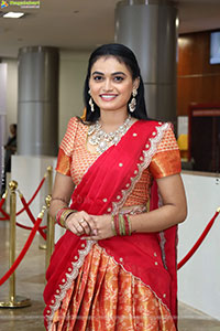 Manu Malleshwari at Hilife Exhibition Launch Event