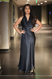Niharika NM at Mithra Mandali Teaser Launch, HD Gallery