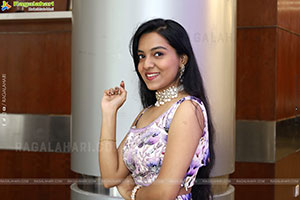Poojitha Reddy Latest Stills, HD Gallery 