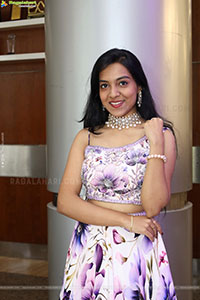 Poojitha Reddy Latest Stills, HD Gallery 