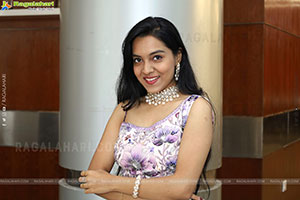 Poojitha Reddy Latest Stills, HD Gallery 