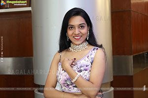 Poojitha Reddy Latest Stills, HD Gallery 