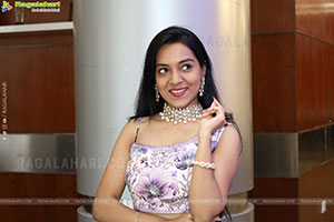 Poojitha Reddy Latest Stills, HD Gallery 