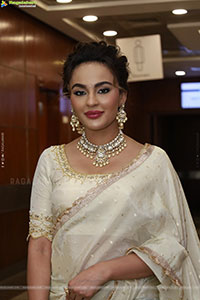 Seerat Kapoor at Hi Life Exhibition Launch, HD Gallery