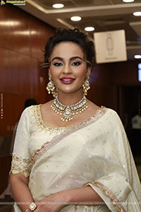Seerat Kapoor at Hi Life Exhibition Launch, HD Gallery