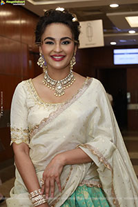Seerat Kapoor at Hi Life Exhibition Launch, HD Gallery