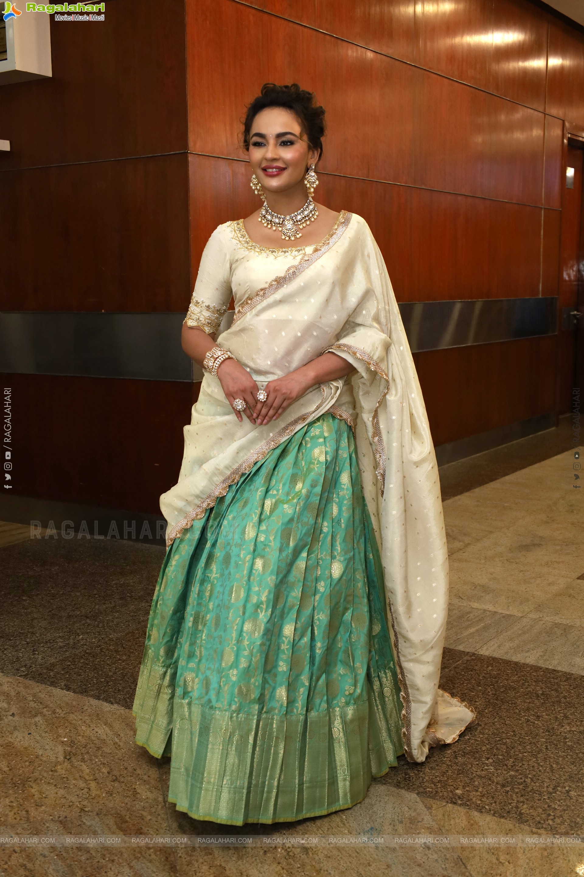 Seerat Kapoor at Hi Life Exhibition Launch, HD Gallery
