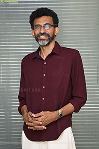 Sekhar Kammula at Kuberaa Movie Interview, HD Gallery