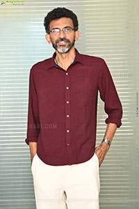 Sekhar Kammula at Kuberaa Movie Interview, HD Gallery
