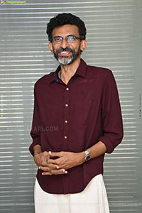 Sekhar Kammula at Kuberaa Movie Interview, HD Gallery