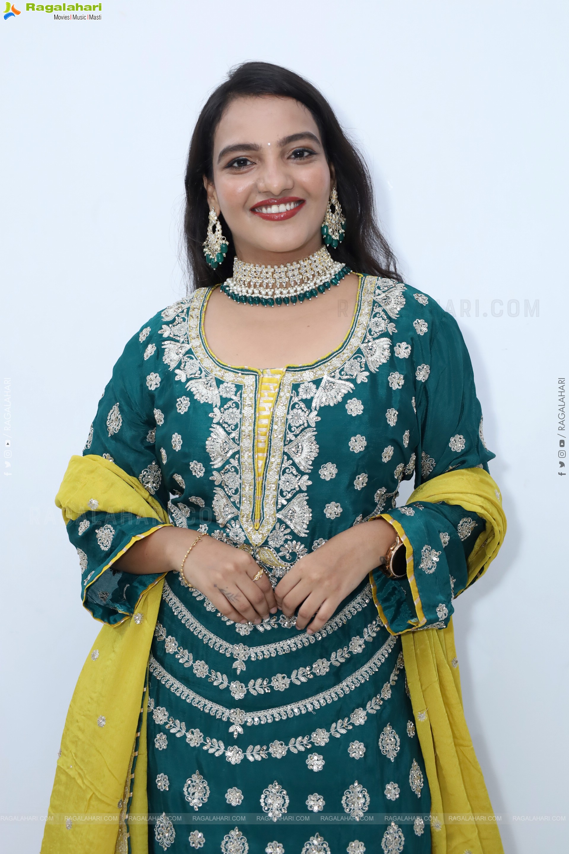 Shailu Kuthadi Latest HD Stills, Photo Gallery