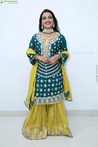 Shailu Kuthadi Latest HD Stills, Photo Gallery