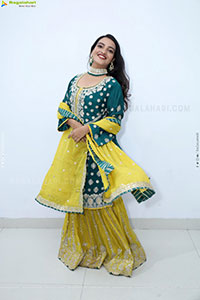 Shailu Kuthadi Latest HD Stills, Photo Gallery