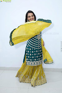 Shailu Kuthadi Latest HD Stills, Photo Gallery