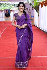 Shivani Nagaram at Suhas New Movie Opening, HD Gallery