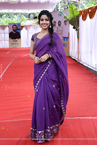 Shivani Nagaram at Suhas New Movie Opening, HD Gallery