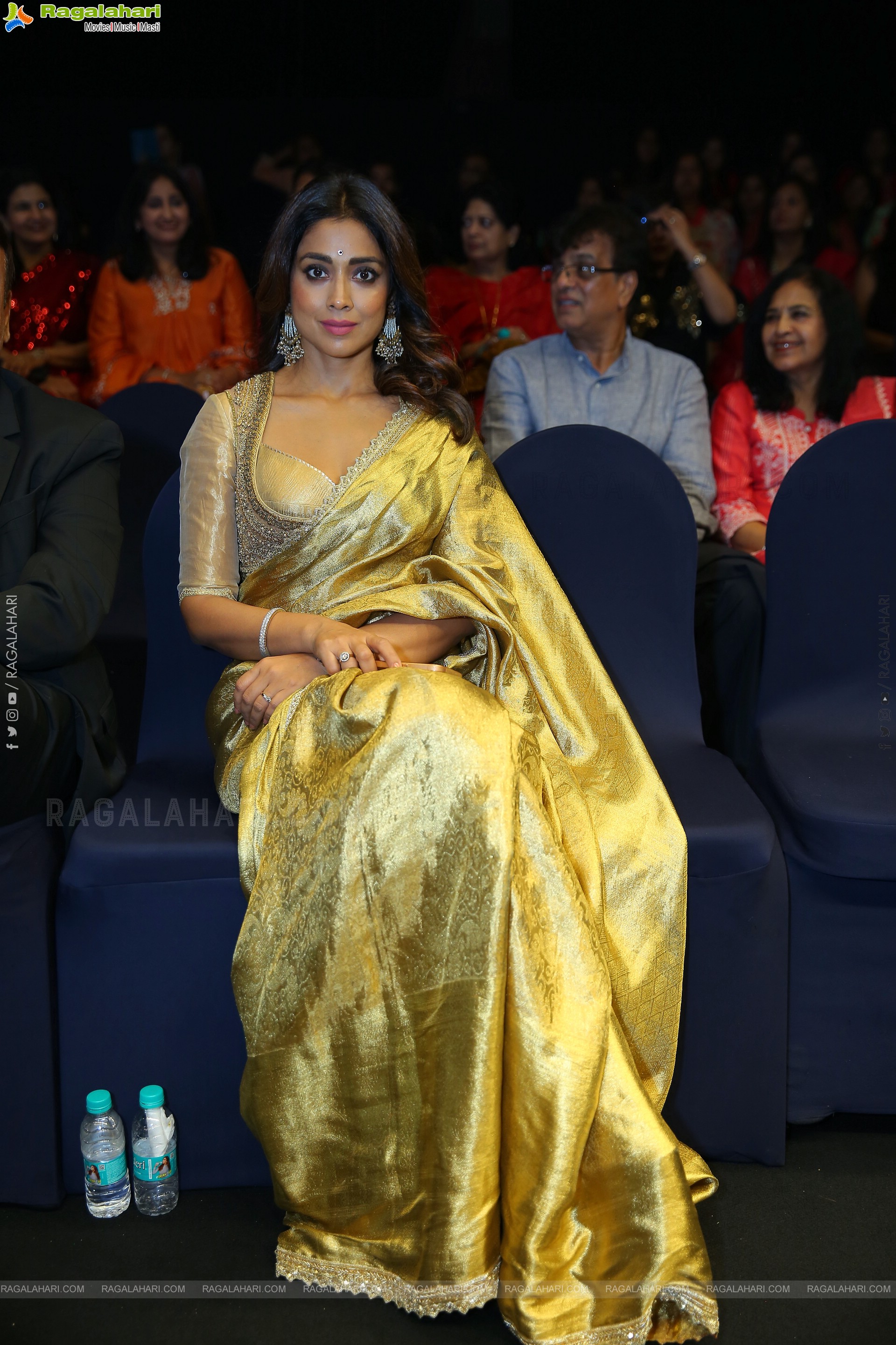Shriya Saran at JITO Connect 2025 Curtain Raiser Event, HD Gallery