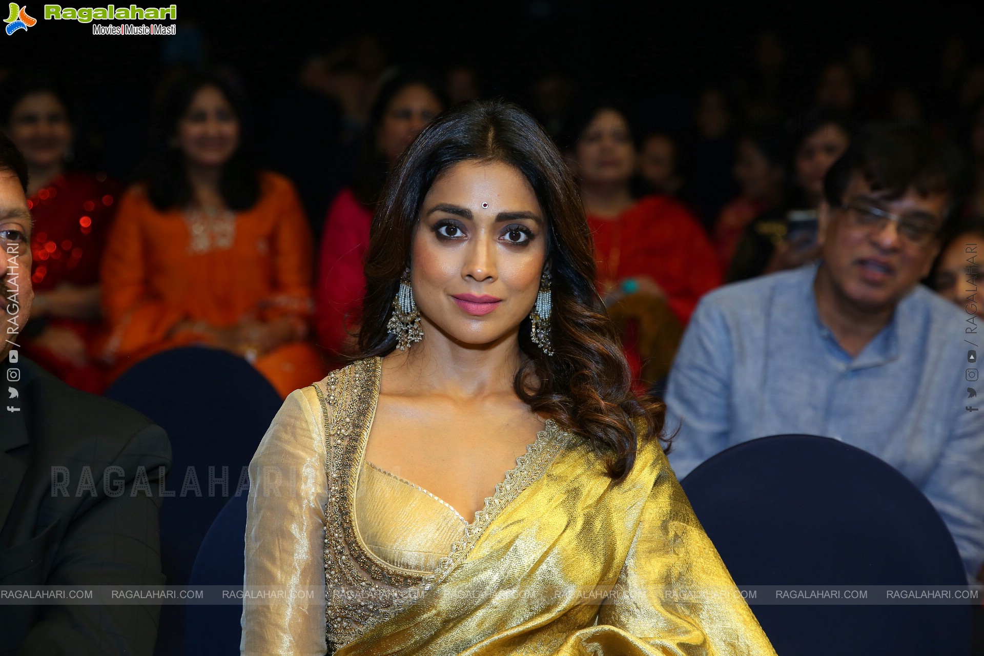Shriya Saran at JITO Connect 2025 Curtain Raiser Event, HD Gallery