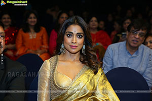 Shriya Saran at JITO Connect 2025 Curtain Raiser Event