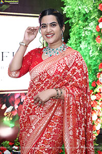 Sravanthi Chokarapu at Hi Life Exhibition Grand Launch