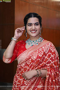 Sravanthi Chokarapu at Hi Life Exhibition Grand Launch