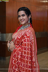 Sravanthi Chokarapu at Hi Life Exhibition Grand Launch