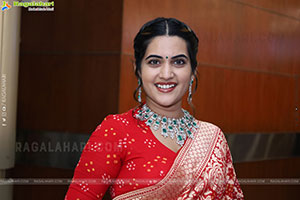 Sravanthi Chokarapu at Hi Life Exhibition Grand Launch