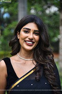Supritha at Chowdary Gari Abbayi Tho Naidu Gari Ammayi Press
