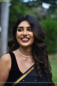 Supritha at Chowdary Gari Abbayi Tho Naidu Gari Ammayi Press