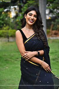 Supritha at Chowdary Gari Abbayi Tho Naidu Gari Ammayi Press