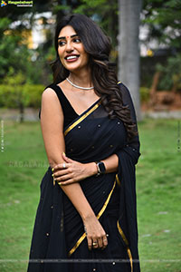 Supritha at Chowdary Gari Abbayi Tho Naidu Gari Ammayi Press