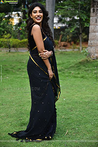 Supritha at Chowdary Gari Abbayi Tho Naidu Gari Ammayi Press