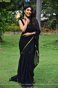 Supritha at Chowdary Gari Abbayi Tho Naidu Gari Ammayi Press