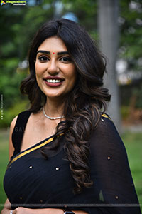 Supritha at Chowdary Gari Abbayi Tho Naidu Gari Ammayi Press