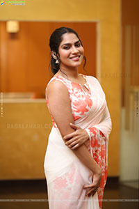 Swasika at Thammudu Trailer Launch, HD Gallery