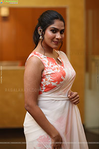 Swasika at Thammudu Trailer Launch, HD Gallery