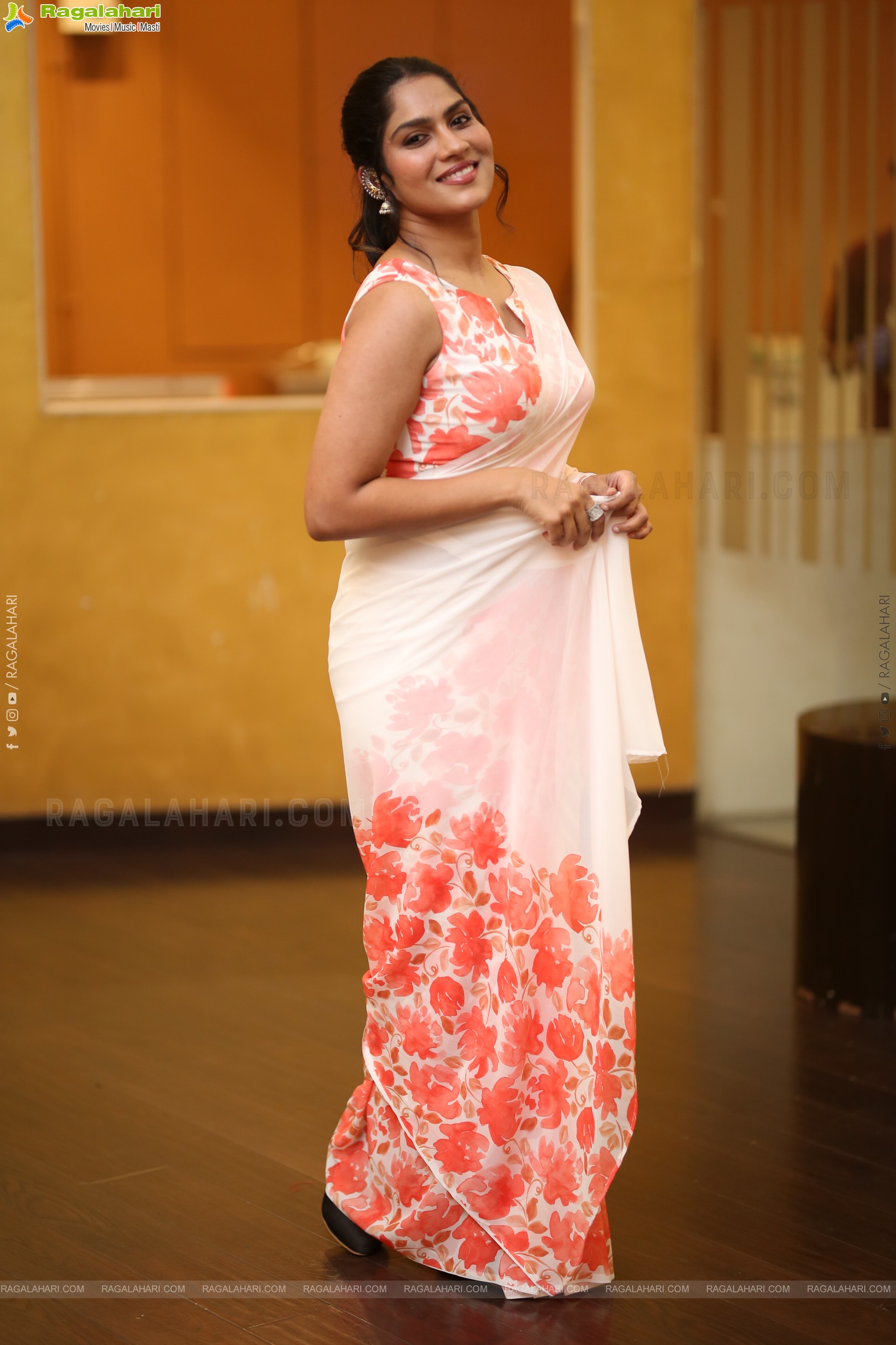 Swasika at Thammudu Trailer Launch, HD Gallery