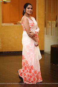Swasika at Thammudu Trailer Launch, HD Gallery