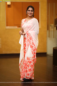 Swasika at Thammudu Trailer Launch, HD Gallery