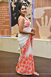 Swasika at Thammudu Trailer Launch, HD Gallery
