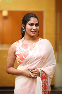 Swasika at Thammudu Trailer Launch, HD Gallery