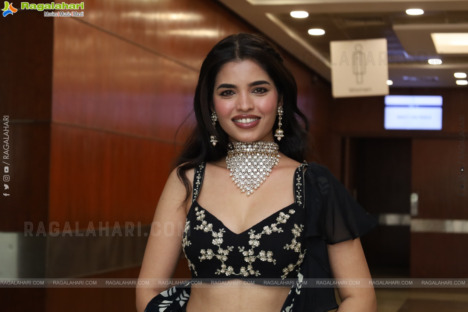 Urmila Chauhan at Hilife Exhibition Launch Event, HD Gallery