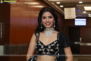Urmila Chauhan at Hilife Exhibition Launch Event, HD Gallery