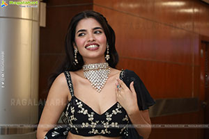 Urmila Chauhan at Hilife Exhibition Launch Event, HD Gallery