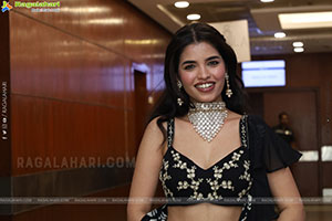 Urmila Chauhan at Hilife Exhibition Launch Event, HD Gallery