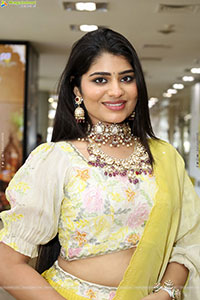 Aadya Reddy Latest Stills, HD Photo Gallery 