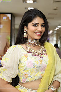 Aadya Reddy Latest Stills, HD Photo Gallery 