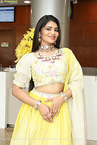 Aadya Reddy Latest Stills, HD Photo Gallery 