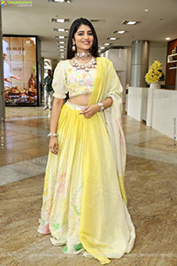 Aadya Reddy Latest Stills, HD Photo Gallery 