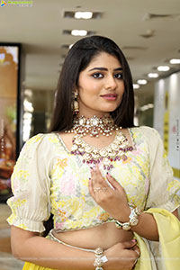 Aadya Reddy Latest Stills, HD Photo Gallery 